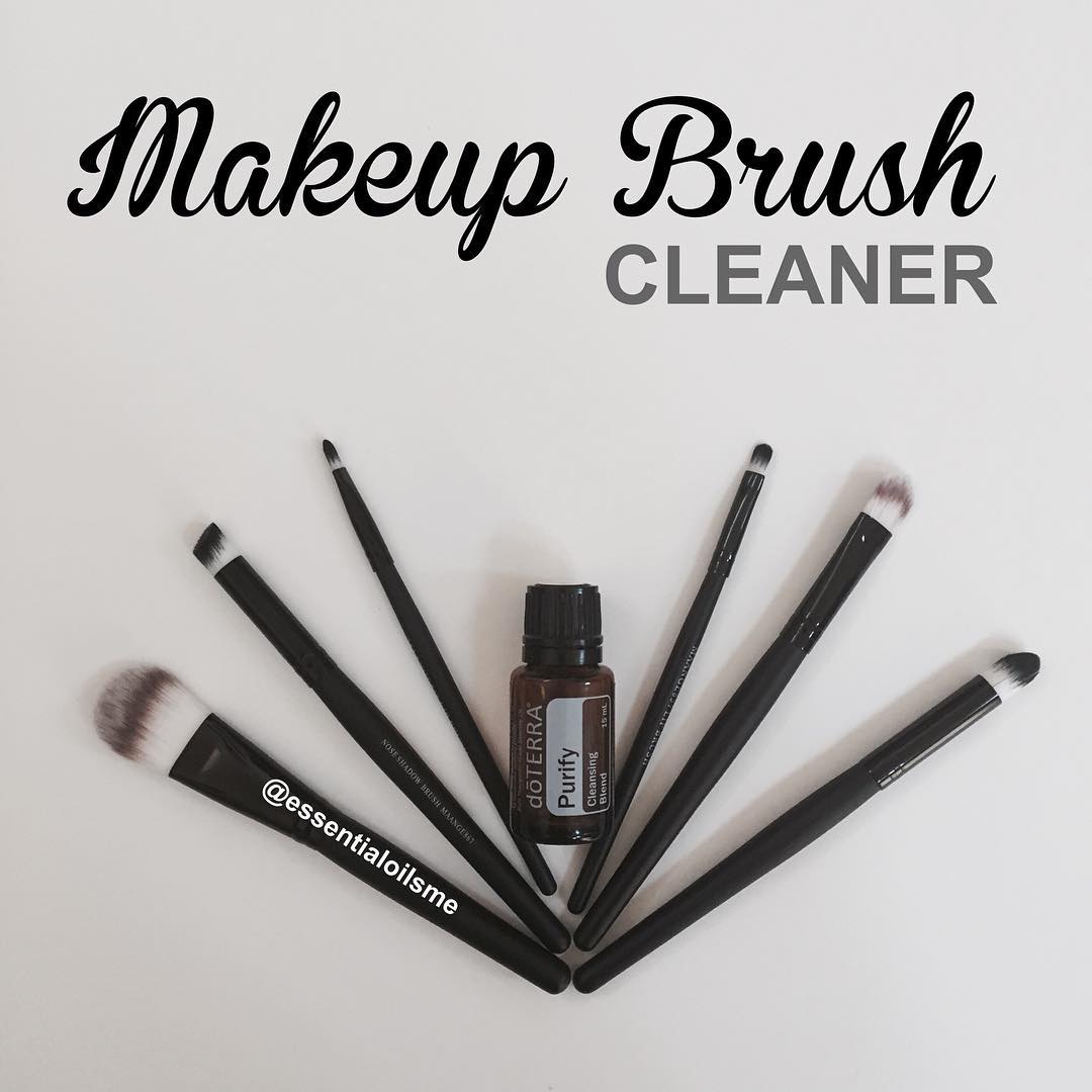 DIY Makeup brush cleaner